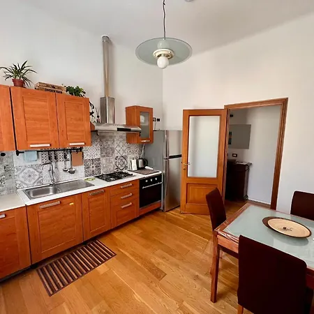 5 Terre Express Apartamento *