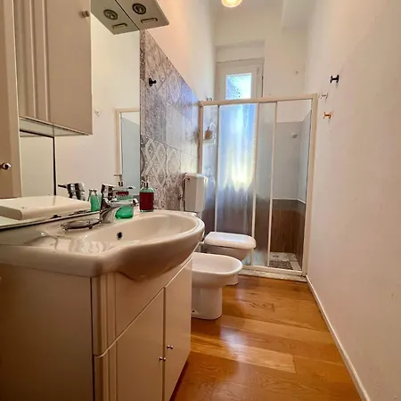 5 Terre Express * لا سبيتسْيا